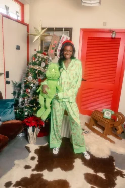 Green Gingerbread Men & Bows Pajama Top
