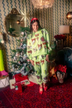 Pale Green Patterned Ornament & Bows Jogger