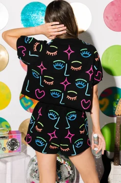 Rainbow Faces Short