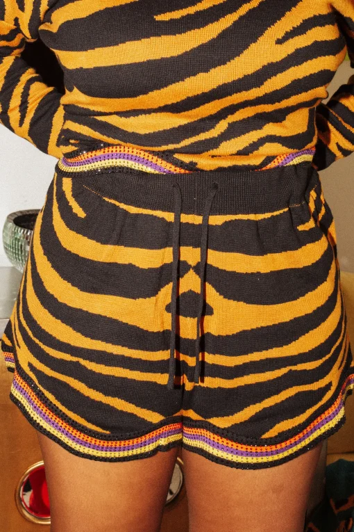 Tiger Wavy Short