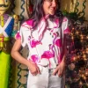 White Flamingos In Santa Hats Oversized Tee